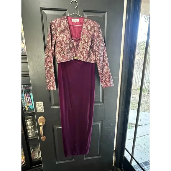 Vintage Patra Red Floral Stretch Velvet Dress with jacket Size 8